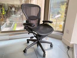 Seat depth 21″ x overall depth 31″ x seat width 23″ x overall width 34″ x seat height 15.5″ x overall height 35.5″ very good condition: Used Second Hand Office Furniture Desks Chairs Storage Wantdontwant