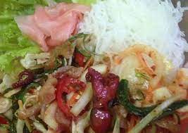 On the shore of the east sea, especially in uljin county, ojingeo mulhoe guksu (오징어물회국수) is eaten as a haejangguk. Resep Salad Seafood Pedas Spicy Seafood Salad Mulhoe Oleh Riris Jhonson Cookpad