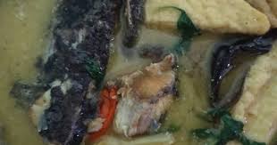 Jun 02, 2021 · tumis bumbu halus sampai harum masukan daun salam sama sereh dan air secukupnya tunggu mendidih masukan penyedap rasa, gula sma garam lalu masukan ikan patin tunggu air menyusut koreksi rasa, setelah dirasa pas masukan daun bawang sma tomat, siap disajikan. 179 Resep Patin Bumbu Kuning Kemangi Enak Dan Sederhana Ala Rumahan Cookpad