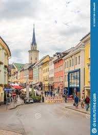We did not find results for: Ansicht Am Hauptplatz Mit Farbigen Gebauden In Der Alten Stadt Von Villach Osterreich Redaktionelles Stockfoto Bild Von Reise Wandern 129267108