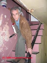 The minimum height of the railing varies based on the height of the deck. Design Build Specifications For Stairway Railings Landing Construction Or Inspection Design Specification Measurements Clearances Angles For Stairs Railings