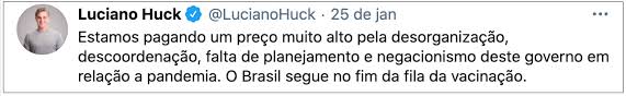 Eles também tiraram fotos em grupo e caminharam pela areia da praia. Luciano Huck Viaja Ao Caribe Com A Familia E E Criticado Por Carlos Bolsonaro Poder360