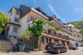 Pogledajte komentar putnika ( 260), spontane fotografije ( 311) i sjajne povoljne ponude za hotel haus lipmann, čiji je rang br. Hotel Lipmann Am Klosterberg In Beilstein Deutschland 300 Bewertungen Preise Planet Of Hotels