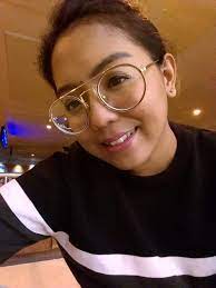 Pin By Faiz On Awek Gebu Square Glass Glass Fashion