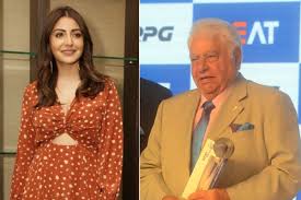 Ravi shankar jayadratha shastri to be specific. Not Intended To Demean Her Farokh Engineer Apologises To Anushka Sharma The Statesman