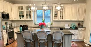 kitchen faucet and cabinet pulls gold