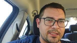 Desmond Cornish's Instagram, Twitter & Facebook