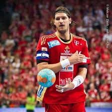 Never miss another show from nagy lászló. Nagy Laszlo Kmb Veszprem Es A Magyar Kezilabda Valogatott Jatekosa Handball Players Handball Sports