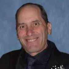 Robert Pizzi's Instagram, Twitter & Facebook