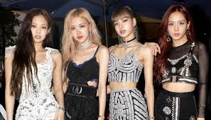 Starmometer held a worldwide vote for the most beautiful woman in the world for 2019 and members of blackpink ranked high in its final list. K Pop Group Blackpink Debuts New Hair And Nail Looks See Photos Allure