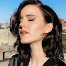 Rachel brosnahan as midge maisel on the marvelous mrs maisel. Get Rachel Brosnahan S Modern Mrs Maisel Beauty Look From Emmys 2020 E Online Ca