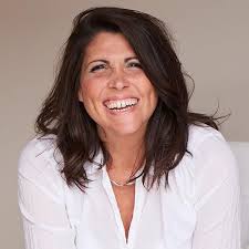 Voice Over Secrets 2: 21 Successful Voice Actors and Voice Over Artists  Share Their Best Experience Based Tips: Powell, Elroy Spoonface, Parker,  Kimberley, Murphy, Ally, Ashe, Jo, Ursu, Michael Maku, Ashley, Margaret,