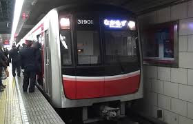 特急はるかまたは関空快速「関西空港」駅 乗車「天王寺」駅下車 ⇒osaka metro 御堂筋線「天王寺」駅乗車※梅田・新大阪・千里中央方面. åŒ—å¤§é˜ªæ€¥è¡Œã¨åœ°ä¸‹é‰„å¾¡å ‚ç­‹ç·šã®é•ã„ã¨ã¯ ãªãœåˆ¥ä¼šç¤¾ãªã®ã‹ ãŸãã¿ã£ã