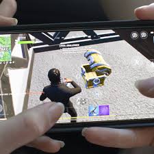 In a statement to the verge, apple didn't explain how fortnite. Apple Can T Block Fortnite Creator From Developer Tools Judge Rules Wsj