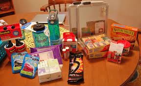 Ideas For College Gift Basket College Gifts College Gift Baskets Graduation Gifts