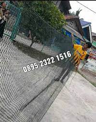 Daftar harga pagar minimalis murah online terbaru may 2021 pembayaran aman original cashback beli pagar minimalis terbaik di tokopedia. Jual Jaring Kandang Ayam Kandang Burung Pagar Rumah Tanaman Rambat Di Lapak Alwi Jaring Futsal Keramba Bukalapak