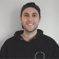 Annie Ewing's Instagram, Twitter & Facebook