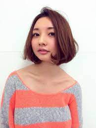ぽっちゃりさんの髪型には何がおすすめ ショート ロング別 年代別ヘアスタイル集 folk ぽっちゃり女子 年代別ヘアスタイル ショートカット 40代