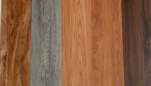Vinyl lantai kayu ada perekatnya/sticker/lem baru: Harga Lantai Vinyl Bandung Terbaru 2021 Dengan Mutu Terbaik