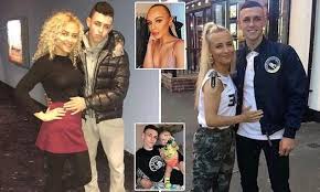 Phil foden is a professional football player and plays as a midfielder. Man City Star Phil Foden 20 Announces Second Baby Is On The Way Hot World Report