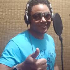 Stream DANNY VALDEZ,"El artista" music