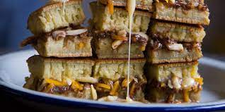 • lantas kocok dengan mixer putaran sedang, tambahkan jus pandan secukupnya. 7 Resep Cara Membuat Martabak Manis Mini Pakai Teflon Sederhana Juga Tanpa Soda Kue Khas Bangka Diadona Id
