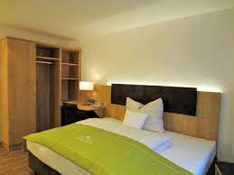 Book hotel alp inn, ruhpolding on tripadvisor: Fruhstucksbuffet Wmf Kaffeemaschine Safte Frisches Brot Brotchenauswahl Marmeladen Picture Of Hotel Alp Inn Ruhpolding Tripadvisor