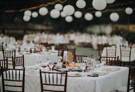 Restoran seperti ini cenderung menggunakan bahan berkualitas rendah dan cara memasak yang kurang sehat. Tips Dekorasi Cantik Meja Resepsi Pernikahan Weddingku Com