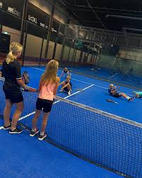 Här är kvällens gäng som deltog i måndagsklubben för damer 🙌🏼 Superkul  med så stort intresse för vårat nya koncept. Vinnarna denna gången blev Elsa  Titus och Stina Andersson 🥇 Missa inte