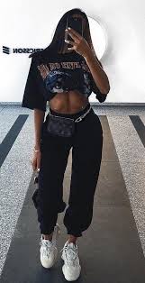 30 Best Good Looking Outfits For Flat Chested Women Flatchestedwoman Goodlookingoutfi Trendy Outfits Inspiration Classy Trendy Outfits Fashion Inspo Outfits