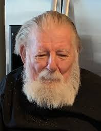 Walter Makowski's Instagram, Twitter & Facebook