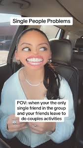 Navigating Single Life in Your 30s: A Humorous Perspective