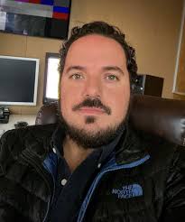 Y llegaron de noche" El vampiro triste (TV Episode 2024)