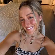 Claire Ricks (@clairericks2040)