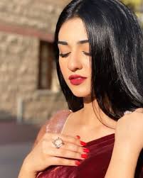 See more ideas about pakistani actress, khan, sarah. Sarah Khan Shares Her Flawless Look Fans Praised Her Ethereal Beauty