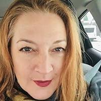 Danielle Ullman's Instagram, Twitter & Facebook