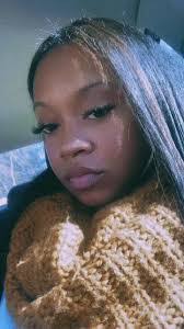 Jazmine Robbins's Instagram, Twitter & Facebook