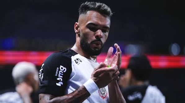 O gesto de Raniele para torcida que iniciou confus&atilde;o em Palmeiras x Corinthians - ESPN
