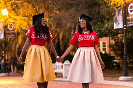 Fsu Graduation Delta Sigma Theta Dst Ke Delta Sigma Theta Delta Sigma Theta Sorority Graduation Photoshoot