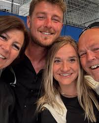 special time and memories with our family across the pond 🥹❤️