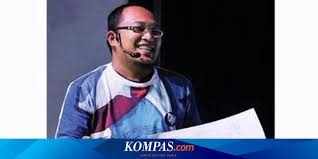 Ardian syaf merupakan komikus indonesia yang mendunia. Ardian Syaf Quot Batman Quot Dari Tulungagung Halaman All Kompas Com