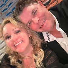 TORNADO PUMMELS LAUREL COUNTY Several areas of Laurel County, including the  Sunshine Hills area shown in this video, were struck by a tornado late  Friday night. Multiple injuries have been reported. Ky.