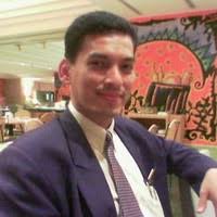 300+ “Warren” profil