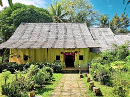 Ahli dewan undangan negeri (adun) telang usan, dennis ngau. Mengenali Adat Dan Budaya Tradisi Di Kampung Budaya Sarawak