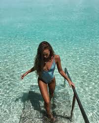 Lisa Tellbe Su Instagram Wandering Thoughts In 2020 Summer Surf Instagram Summer Beach