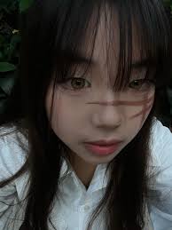 第一帖，打個招呼先。 我鍾意用文字記錄生活細節。 無論係一杯咖啡、一段散步，定係一個突然浮現嘅念頭，都想同你哋分享。  世界好大，日常好細，但每一日都值得被記住。 生活觀