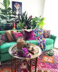 1 628 Likes 83 Comments Jo La Boheme Labohemehouseofthewishingtrees On Instagram Colourful Living Room Decor Colourful Living Room Living Room Decor