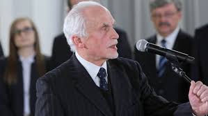 Ennid Wong nude - a trip to ecstasy with her sensual curves