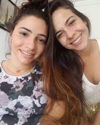 A ex ginasta brasileira laís souza comoveu seus seguidores do instagram ao postar uma bela foto dia 10 de outubro, ela publicou em seu perfil do instagram, uma linda foto na qual ela aparece de pé. Lais Souza Celebra 3 Anos Ao Lado Da Namorada Mulher Excepcional Revista Marie Claire Celebridades