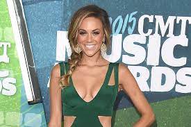 Jana kramer (born december 2, 1983 in detroit, michigan) is an american actress. Jana Kramer To Star In New Hallmark Movie Love At First Bark